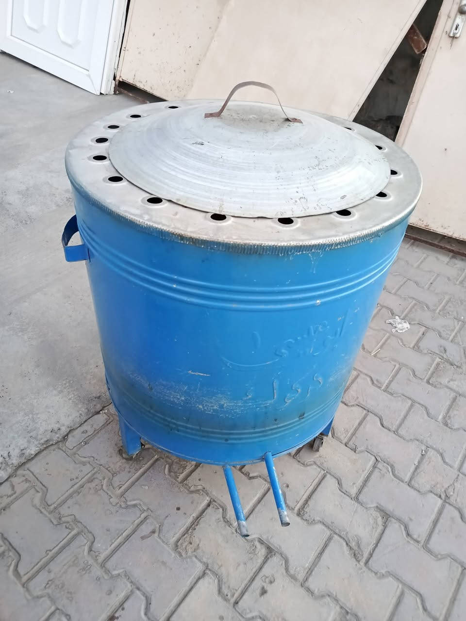 جلؤلاء مدخل سيطرة المعسكر  بدخوليه بلظبط عل ايدك الايمنه 🌺 مزاد ارشد الدهلگي
꧁***********꧂
