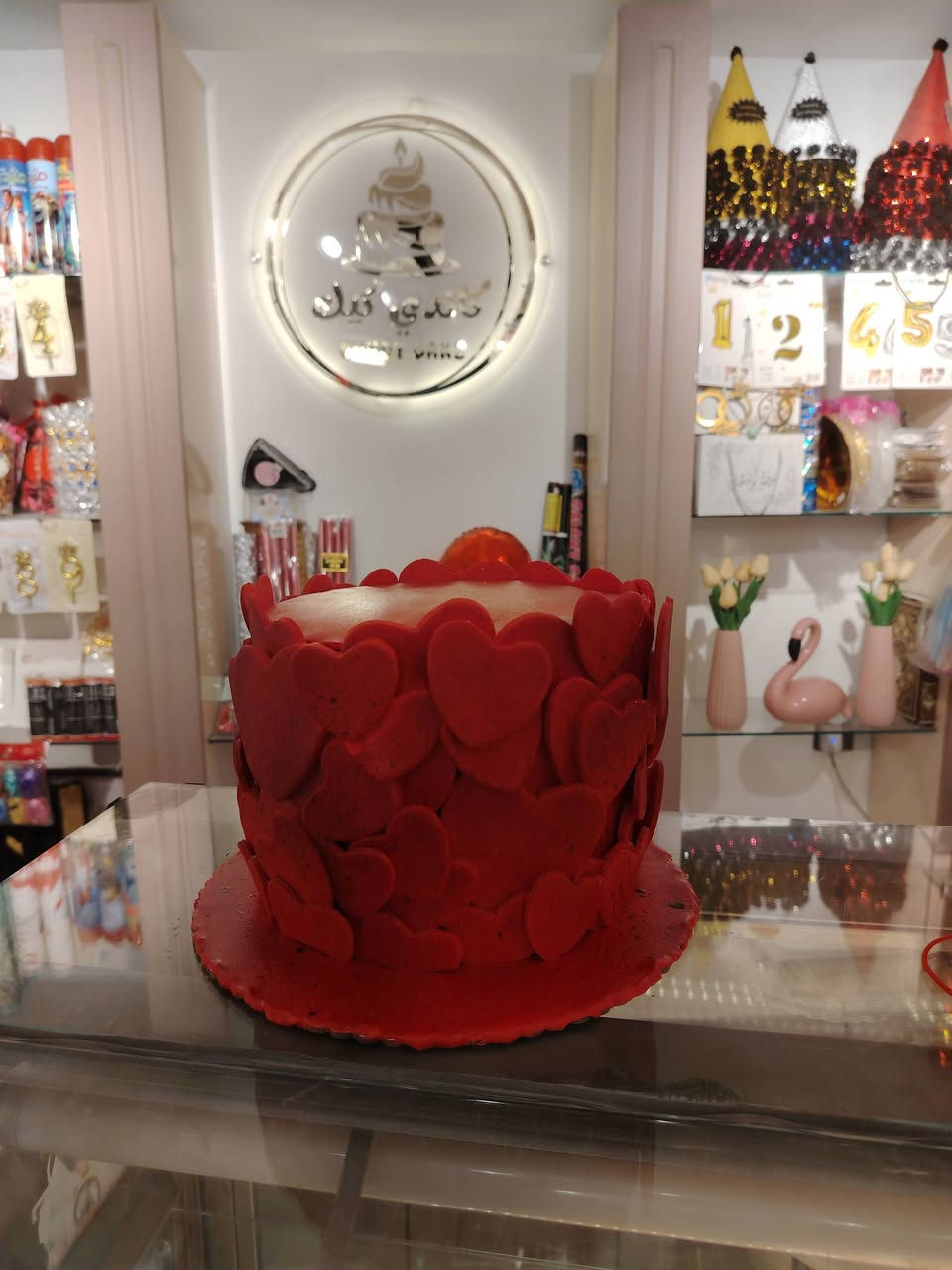 بمناسبه حلول شهر رمضان المبارك🌙  (عرض خاص فقط في رمضان) 
 كاندي كيك تقدم لكم اجود انواع الكيك وتوفر لكم تراب الملوك و كيكه الحليب (الترليجه) 😋
موقعنا حي العباس الفرع الثالث مجاور حسينيه أم البنين اللاستفسار الاتصال على الرقم التالي ***********
