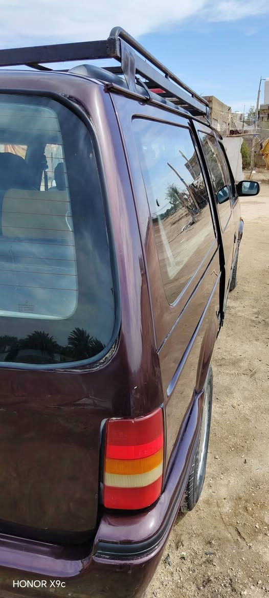 السلام عليكم سياره للبيع دوج كلايزر مديل 93 السياره حلوه جاهزه مصبوغه جماليه السياره احله من الصور تجي وتشوف السعر 40 وبيه مجال حك الجيه كربلاء لامام عون.  ***********
