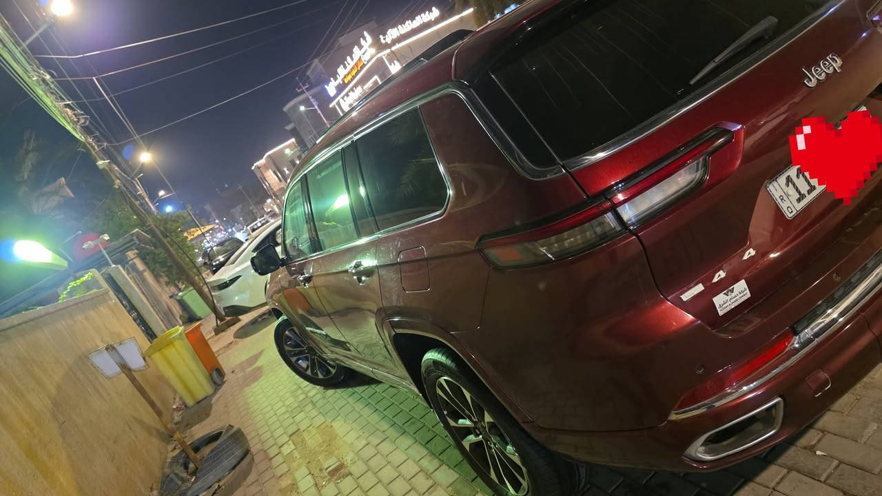 جيب كراند شيروكي اوفرلاند .
الموديل : 2021  . 
المحرك : 5700 - V8  . 
العداد :   (26 الف ميل )

المواصفات :
* دفع رباعي 4x4 . 
* نظام تعليق هوائي (جكات). 
* قيادة ذاتية عند المنعطفات. 
* رادار امامي مع مانع تصادم . 
* تحذير الخروج عن المسار . 
* تحذير النقطة عمياء  .
* نظام تحذير عند التقاطعات. 
* نظام تحذير عند تجاوز السرعة المحددة.  
* نظام تقليل الضجيج داخل المقصورة. 
* إنارة محيطية. 
* شاحن موبايل وايرلس. 
* تعديل وضعيات مقود السائق كهربائيا. 
* مرايا تعتيم ذاتي. 
* المرايا الجانبية قابلة للطي كهربائيا. 
* نظام الصوت 9 سماعات.
* ويل قياس 20 انج .
* سقف بانوراما .  
* شاشه كبيرة 10.1 انج . 
* نظام الخرائط (GPS) .
* عرض خرائط الطريق على لوحة القيادة.
* لوحة القيادة بقياس 10 أنچ.   
* كاميرا للمرأة الداخلية. 
* المصابيح الأمامية زنون .
* كشافات الضباب زنون . 
* دخول ذكي. 
* بصمة على 5 ابواب للدخول الذكي. 
* تشغيل عن بعد .
* الصندوق الخلفيي كهربائي .
* فتح الصندوق الخلفي مع حركة القدم.
* فرش المقصورة الداخلية من الجلد الطبيعي الفاخر .
* اضافات من الخشب الطبيعي للمقصورة الداخلية. 
* ذاكرة لحفظ وضعيات الجلوس للسائق. 
* ذاكرة لحفظ وضعيات الجلوس للراكب.
* مساج للمقاعد الامامية السائق والراكب. 
* المقاعد الأمامية كهربائية .
* المقاعد الأمامية تبريد وتدفئة .
* المقاعد الخلفية تدفئة .
* ستائر للشبابيك الخلفية. 
* انارة داخلية LED متعددة الالوان . 
* حساسات امامية. 
* حساسات خلفية . 
* 5 راكب .
* مكيف خلفي مع وحدة تحكم منفصلة . 
* تدفئة ستيرن . 
* مانع تصادم خلفي .
* بلوتوث تلفون . 
* محدد سرعة . 
* نظام التشغيل والاطفاء الاوتوماتيكي .
* نظام بريك اوتماتيكي .
* الضرر / تبديل بنيد و مدكر امامي مع صبغ و بارد قليل بدون ايرباك و رقم الشاصي مرفق مع الصور 
***********
----------------
مكاني البصرة
السعر ٢٧٥
