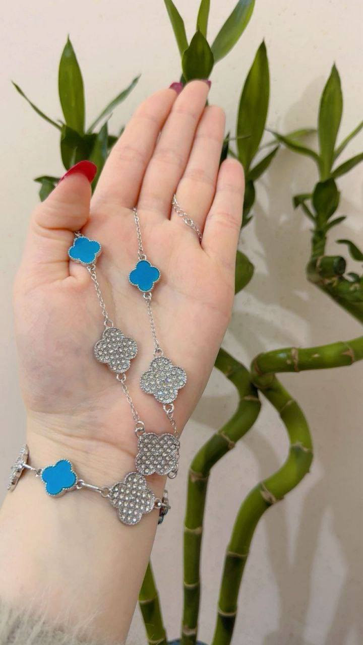 سيت طقم سوار +قلادة ✨.


**إذا كنت صاحب هذا الإعلان وتريد حذفه لأي سبب، رجاءا أرسل رسالة إلى الدعم الفني**