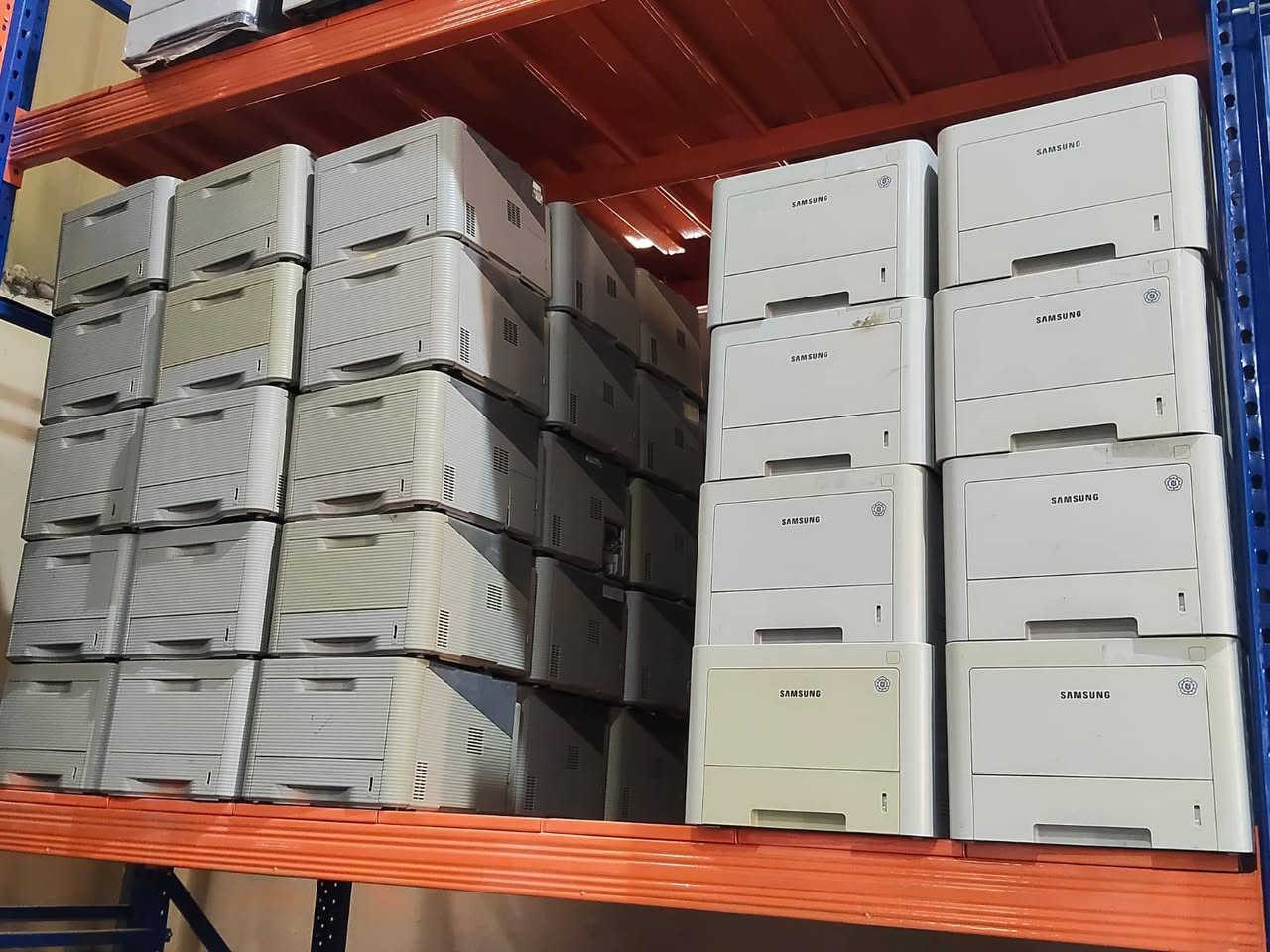 🚨🔥 حــرق أسعــار للتجــار 🔥🚨
⏳ العرض ساري حتى نفاد الكمية

🖨️ اشترِ أي 10 برنترات Samsung من الموديلات التالية: 
✅Samsung 4021 
✅ Samsung 3753 
✅ Samsung 4020 
✅ Samsung 3825

💯 الشغل وارد ألمانيا ✔️
 فرز أول – حالات ممتازة جدًا ✔️ 
جاهز تست وعداد ✔️


**إذا كنت صاحب هذا الإعلان وتريد حذفه لأي سبب، رجاءا أرسل رسالة إلى الدعم الفني**