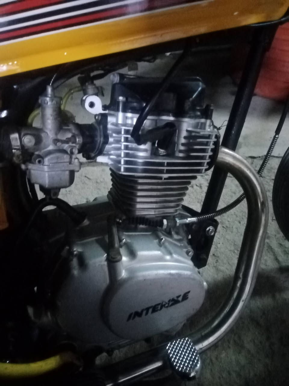 ***********
بصره القزيزه
السعر 400 وبيها مجال
