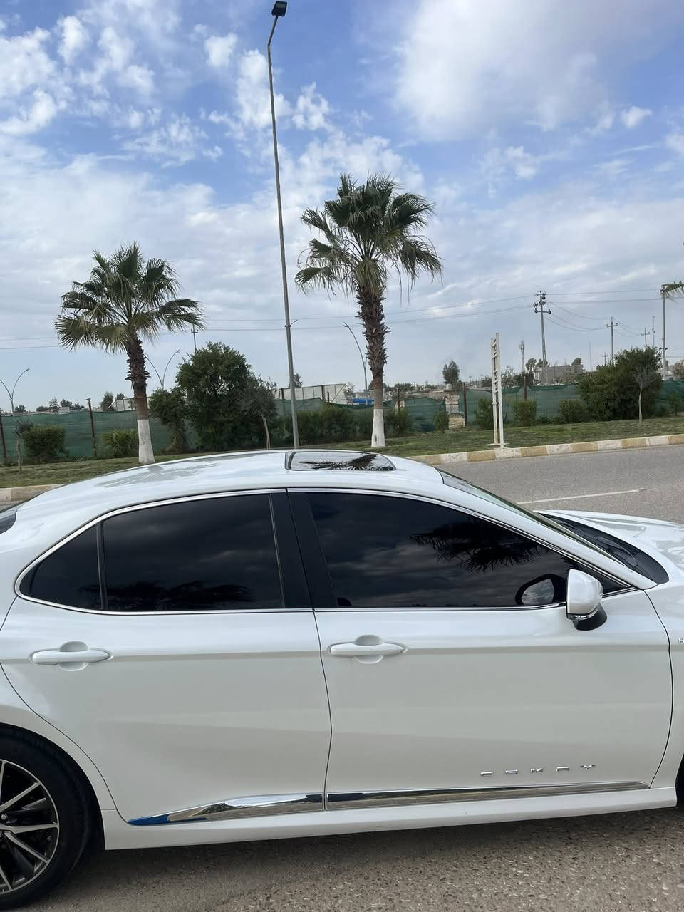 السلام عليكم
بعد التحية والتقدير 

كامري2023 خليجي عبداللطيف جميل هايبرد + بانزين GLE كفالة عامة صبغ بارد رصعات شخوط  محرك كير صدر  ماشية 38 رقم بغداد بااسمي كتلوكات كاعيات والعدة موجودات 

المواصفات
‏ GLE 
محرك 2500 
بصمة تشغيل
فتحة
شاشة
كامرة
كرسي السايق كهرباء 
بردة كهرباء 
حساسات امامي خلفي 
هاند بريك بصمة
3 انظمة قيادة 
الايكو والسبورت والنورمل 
مصابيح امامية زنون 
شاحن لاسلكي 
اوتو هولد 
ايڤي مود 
اشارة بلمري 
وباقي المواصفات المعروفة 
مكاني كركوك
 اتصال***********
*********** واتساب
تحياتي
