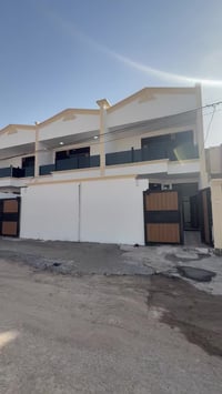 بسم الله  دار سكن عدد ٣ للبيع   بناء حديث   المساحه 140م للدار الواحد ...