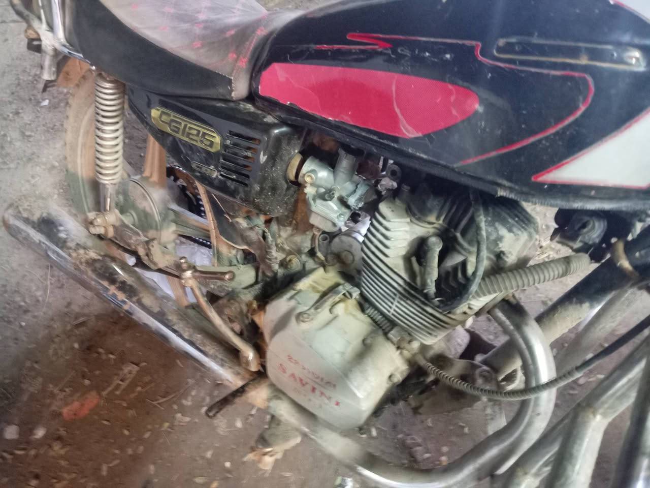 السلام عليكم ماطور للبيع 5كير كله شغال مديل 2020 والشه 2017 كامل السعر 300 قفل قفل قفل العنوان صلاح الدين قضاء الضلوعيه الحردانيه الاتصال على الرقم ***********
