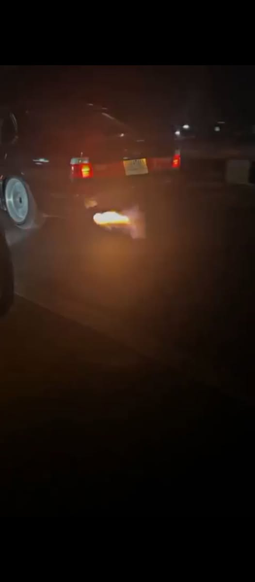 بیێم ٥٢٠دەبڵ دجیتەڵی سەقەر گێرو مەکینە بەشەرت سلاید و جام کارابا ناو دەری لۆک تەقەو رەقەی بەشەرت کارەبای هەموی بەشەرت بییانو برە سەیارەکە بەرمەجەیە قوەتەکی خۆشی هەیە گێر حادیە 🛫 بۆ فرۆشتنو گۆرینەوە رەقەم کەرکوکی ئەسلیەئەوەلیات بەشەرت وەکالە بەشەرت بۆ سەحری نامە یان تەلەفۆن بکەن گەر موشتەری نی سەری خۆت و منیش مەهێشێنە لەگەل رێزم رەقەم مۆبایل *********** واست ئاپو ڤایبەری لەسەرە لە دەورو بەری هەوڵێرە سەیارەکە أربيل, العراق
