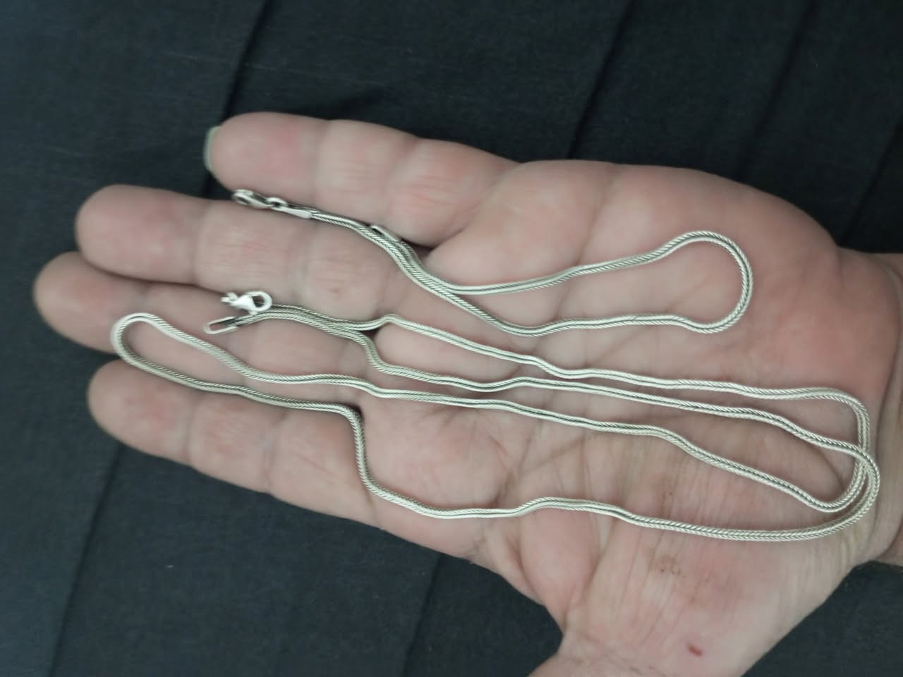 سيتين فضة عراقي عيار ٩٢٥للبيع ومراوس تواصل خاص


**إذا كنت صاحب هذا الإعلان وتريد حذفه لأي سبب، رجاءا أرسل رسالة إلى الدعم الفني**