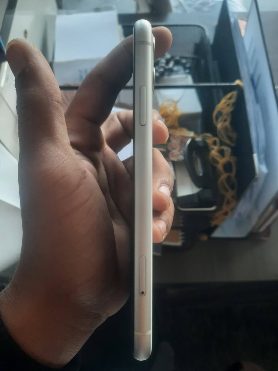 ايفون11عادي جهاز نضيف ممبدل بي شي نضافه٩٩% ممفتوح
باتري ٧٥بدون ضرف شرط 
ذاكره ١٢٨
سعر ٢٩٠ بي مجال بسيط


**إذا كنت صاحب هذا الإعلان وتريد حذفه لأي سبب، رجاءا أرسل رسالة إلى الدعم الفني**