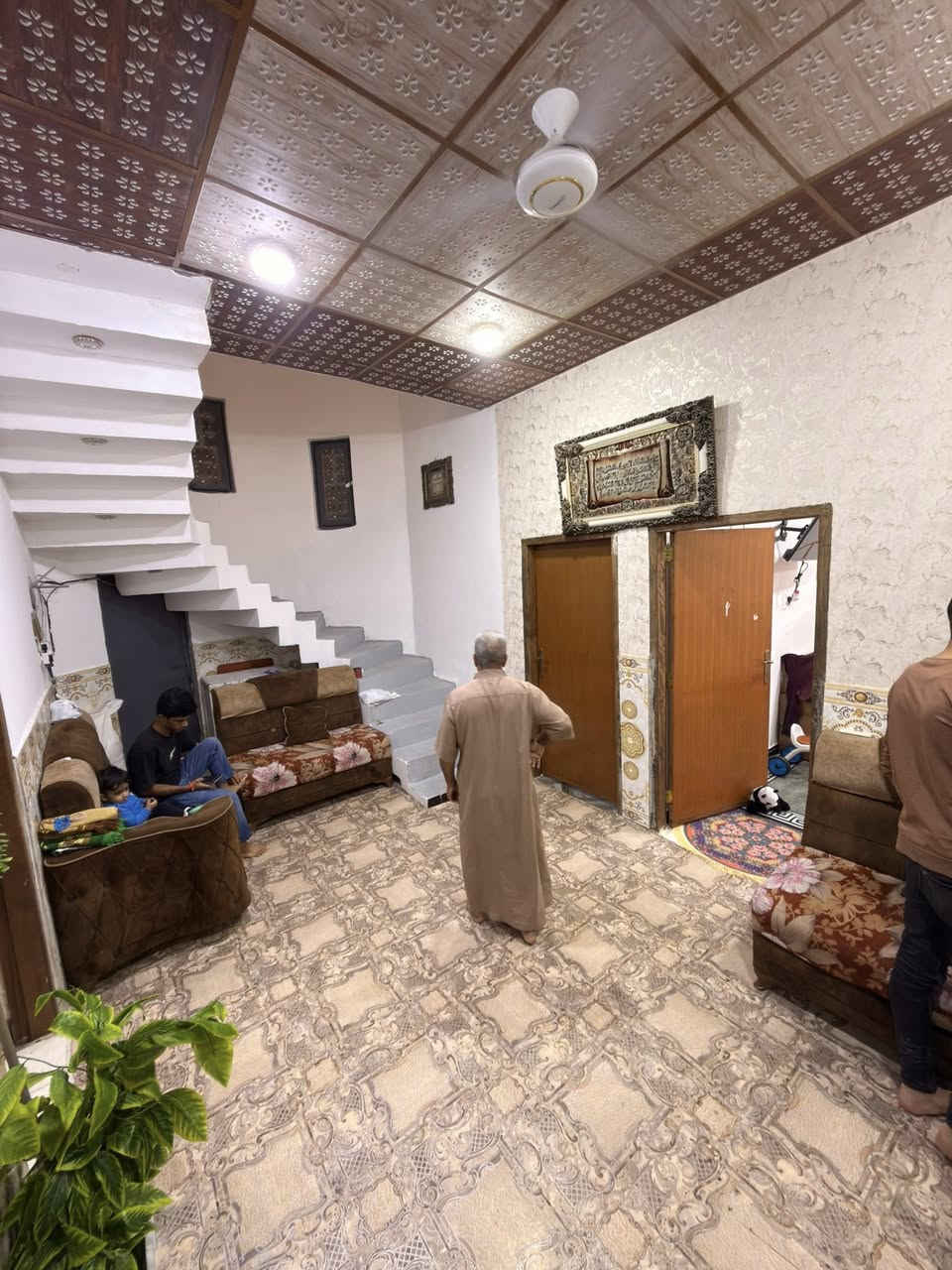 اسعد الله اوقاتكم بكل خير احبتي

اعلان 

يعلن مكتب كيان للعقارات 

عن توفر دار سكن للبيع مساحة 150 متر طابو زراعي عراقي

طابقين 

الطابق الاول يحتوي على 

غرفتين منام
وصاله 
ومطبخ 
واستقبال 

الطابق ثاني يحتوي على 

غرفتين منام
وصاله 
وصحيات 

العنوان - البصره - ابي الخصيب - قرب جامع شهيد طه - خلف ثانوية رفح للبنات 

السعر المطلوب 95 مليون وبي مجال

***********
