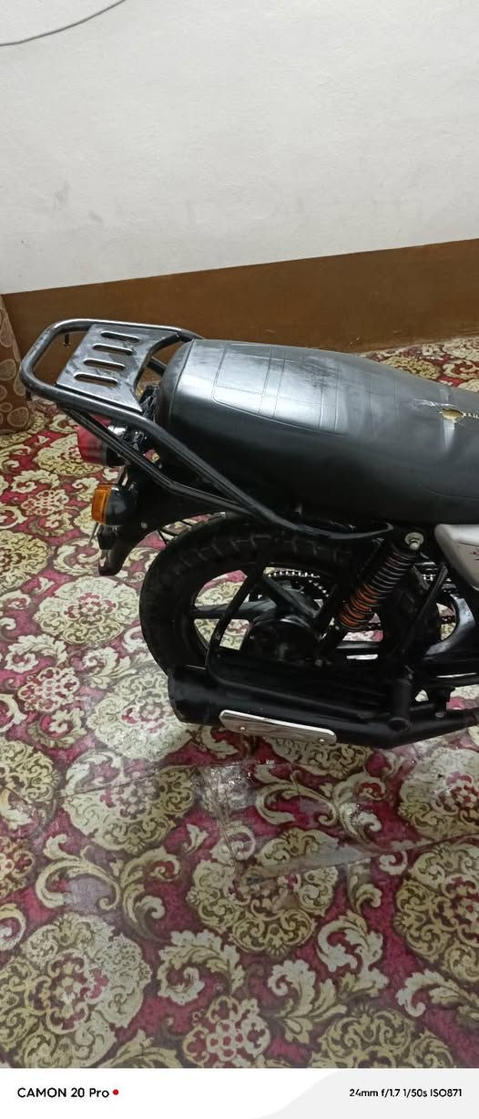 سلام عليكم  دراجه بوكسر 2023مكفوله كفاله عامه من كلشي بغداد تحويل ثاني يوم سعر 2600 شراي يتصل 
***********
