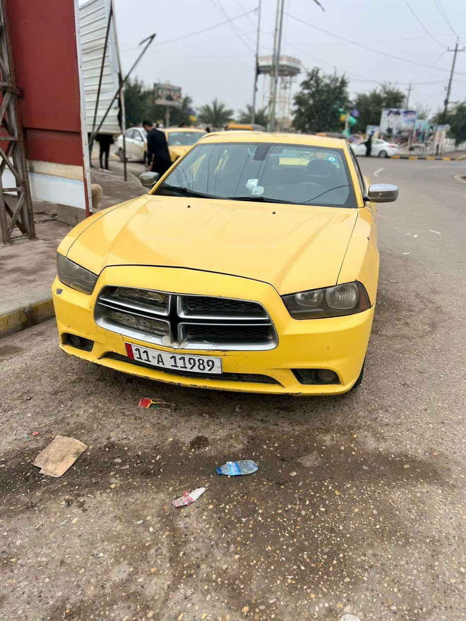 جارجر 2012رقم بغداد بإسمي مصفره هيئه وغرامه بيها جاملغين امام تبديل جاهزه كير مكينه حداده تخم تاير اكسن سياره صبغه وحده السعر 130 وبيها مجال بسيط 
مكان السياره ميسان للاتصال
***********
