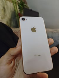 ايفون ٨ ٦٤ • بطارية ٧٧٪ • نجف حي ميسان