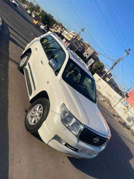 سلام عليكم للبيع تويوتا لاندكروز 2010 (6)V سلندر 4000 رقم بغداد بسمي شرط التحويل سيارة مكفولة كفالة عامة بيها بارد اربع اصابع فتحة بصمة مثبت سرعة جام اوتو السعر 297$ قفل عنوان بغداد ***********
