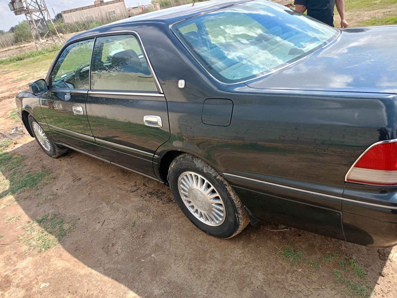 السلام عليكم
راس الثور للبيع سياره على وضع الشريكه مال جناي محرك 2500فيشه رقم بابل مشروع وطني رقم انكليزي سياره ممفوله كير ومكينه وحداديه مال الشريكه 
السعر 95
ستفسار تصال فقط الخاص مقفل 
***********
***********
