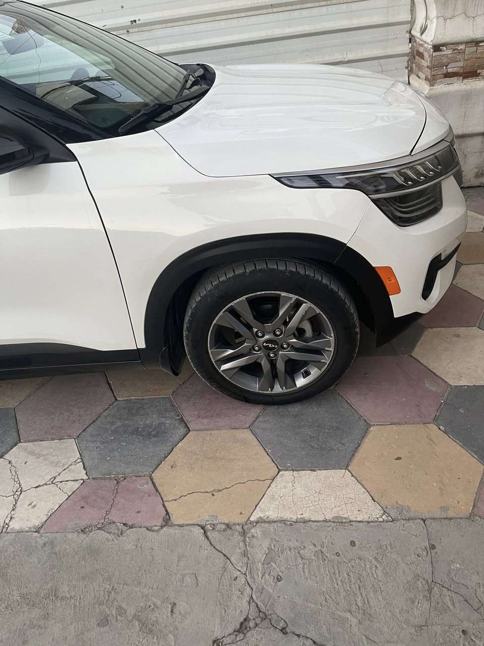 السلام عليكم
كيا سلتوس موديل ٢٠٢٢ 
ماشيه ٧٧ الف 
السعر ١٥٠ 
صور الحادث موجوده مع الصور 
للاتصال ***********
