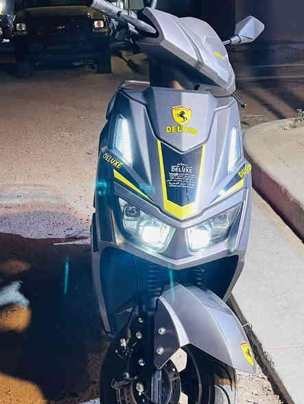 السلام عليكم دراجه شحن للبيع 
نوع سكنس
6 بطاريات 38
الشحنه الوحده تمشي60 كيلو
سرعه حقيقي 70
ملف2500W
ستاند صفح حساس
السعر 800 وبيه مجال للشراي 
للاستفسار ***********
