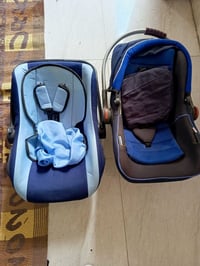 كرسي أطفال • جديد • للسيارة