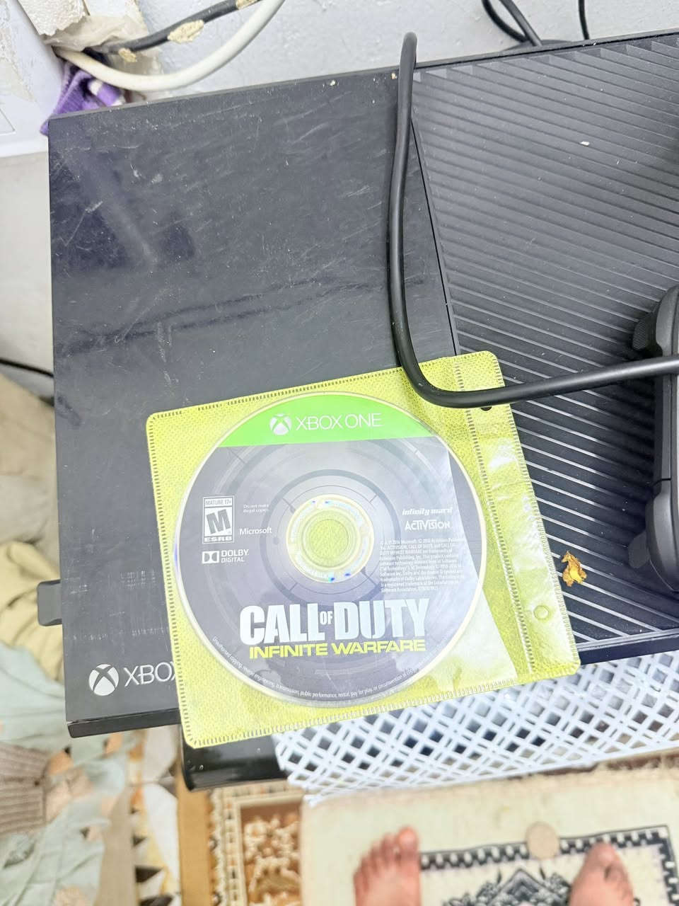 اجهزة اكس بوكس ون فات
الاول لون اسود ذاكرة 500 كيكا  شغال وما بيه اي خلل

الثاني باندل خاص ذاكرة واحد تيرا فقط مشغل الاقراص بيه خلل

ملحقاتهن ( اثنين جوستكات واحد بلوتوث والثاني واير) مع اثنين اقراص 

السعر 150 الف اثنينهن بسعر بلي 3


**إذا كنت صاحب هذا الإعلان وتريد حذفه لأي سبب، رجاءا أرسل رسالة إلى الدعم الفني**