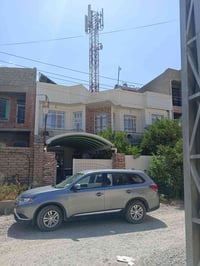 حي الجامعة • ٢٥٠م • خمس غرف
