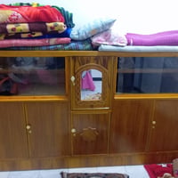 بوفيه نظيفه جبانه بس مكان ماعدنه وهذا رقم 07824704667