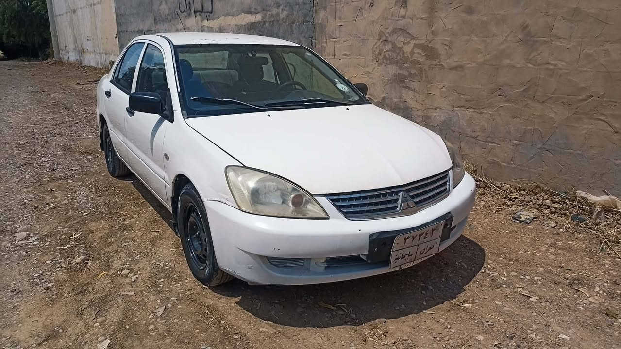 لانسەر بۆ فڕۆشتن  مۆدیل 2007 
مەکینە بچووک  تەبرید و گێڕ و مەکینە بەشەرت ٤ تایەی لۆك تەقەو ڕەقەی نیە 
ڕەقەم سلێمانی  دوو مانگی ماوە بەسەر بچێت 
 ٤ پارچە بەس بەخە بێ لێدران و ناوەوەی نیە 

ژ.م مۆبایل ***********

نرخیشی  65 گەڵاو مەعامەلەیەکی برایانە 

ناونیشان .... کەلار
