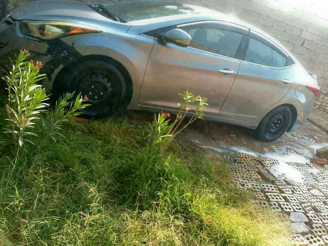 سلام عليكم النترا موديل ٢٠١٥ أمريكي سعر ١١٥ تفاصيل عله رقم ***********
