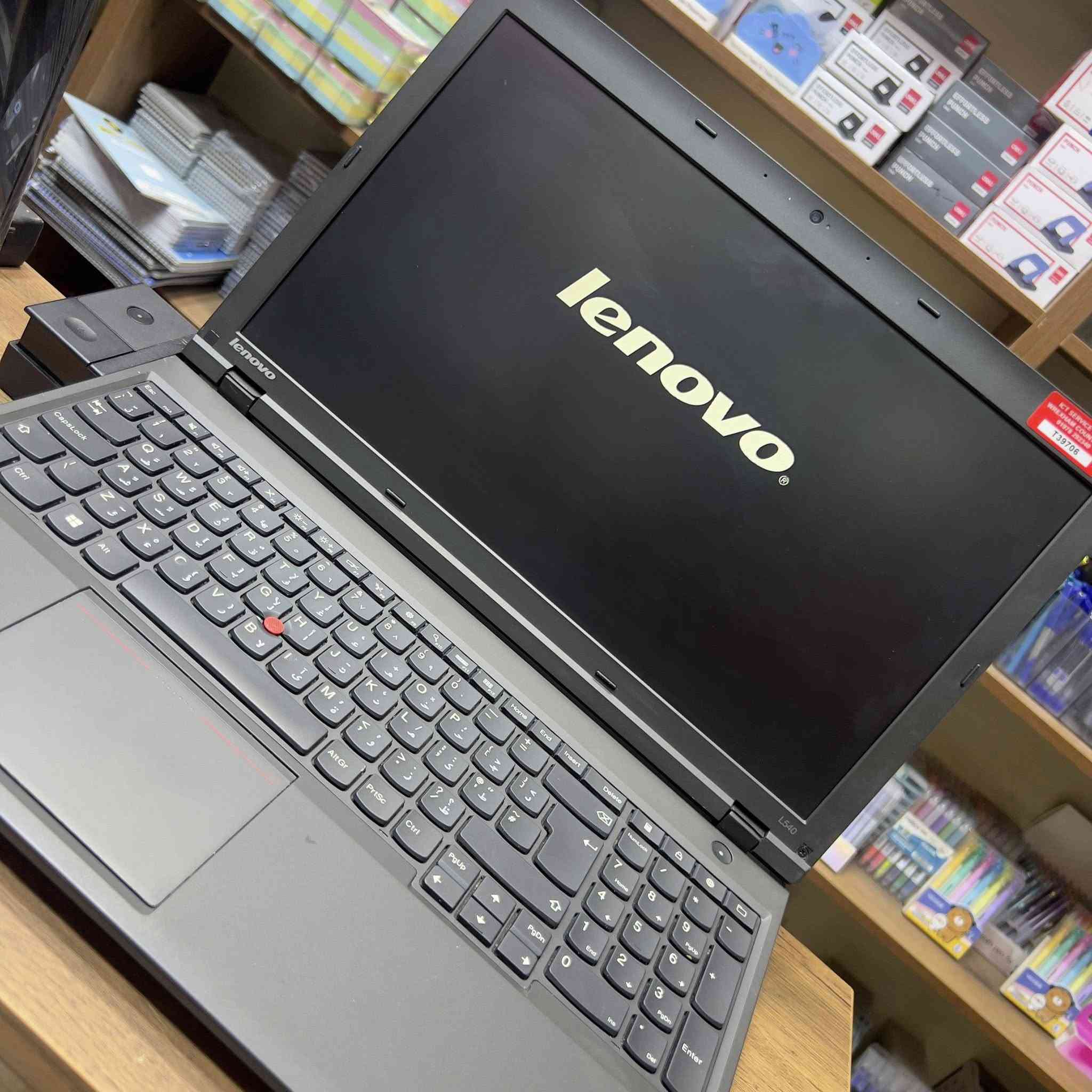 Laptop 💻 Lenovo Thinkpad 
Cor I 3 
Generation 4 
Hard 256 Ssd 
Ram 8 g 
Screen 📺 15.6 
Full keyboard 
Laptop 💻 
@أبرز المعجبين 
#هيت
#kebord


**إذا كنت صاحب هذا الإعلان وتريد حذفه لأي سبب، رجاءا أرسل رسالة إلى الدعم الفني**