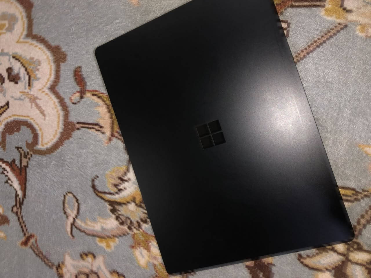 لابتوب سيرفس
بيع فقط 
كلش سريع لمس 2k IPS  13.5 كامل مواصفات 
Core i5 1035 G7 جيل عاشر 
ram 8 GB
Intel iris plus 
Hard 256
بطارية لحد ٨ ساعات
فتح وجه … Face ID 
مصنوع من ألومينيوم 
نسخه رجال الأعمال business edition

السعر 400 الف


**إذا كنت صاحب هذا الإعلان وتريد حذفه لأي سبب، رجاءا أرسل رسالة إلى الدعم الفني**