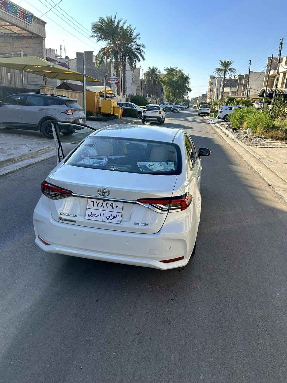 كورلا 2020 خليجي جيهان مو تجميع صيني 
 فتحه سقف سياره جديده 
محرك 1800 
ماشيه ١٢،٠٠٠ حقيقي سياره مال بيت
بيها صبغ حزام 
مابيها لا ايرباك  
 ولباقي كير ومحرك وصدر كله مكفول  وشرط عله فحص 
مكان السياره بغداد الداودي قرب شارع تانكي 
فقط اتصال ***********
