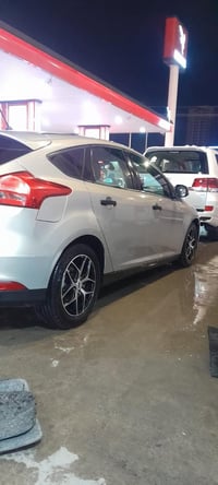 عندي هاي السيارة للبيع فورد فوكس نضيفة جدا ضررها نصف جاملغ فقط  موديل ...