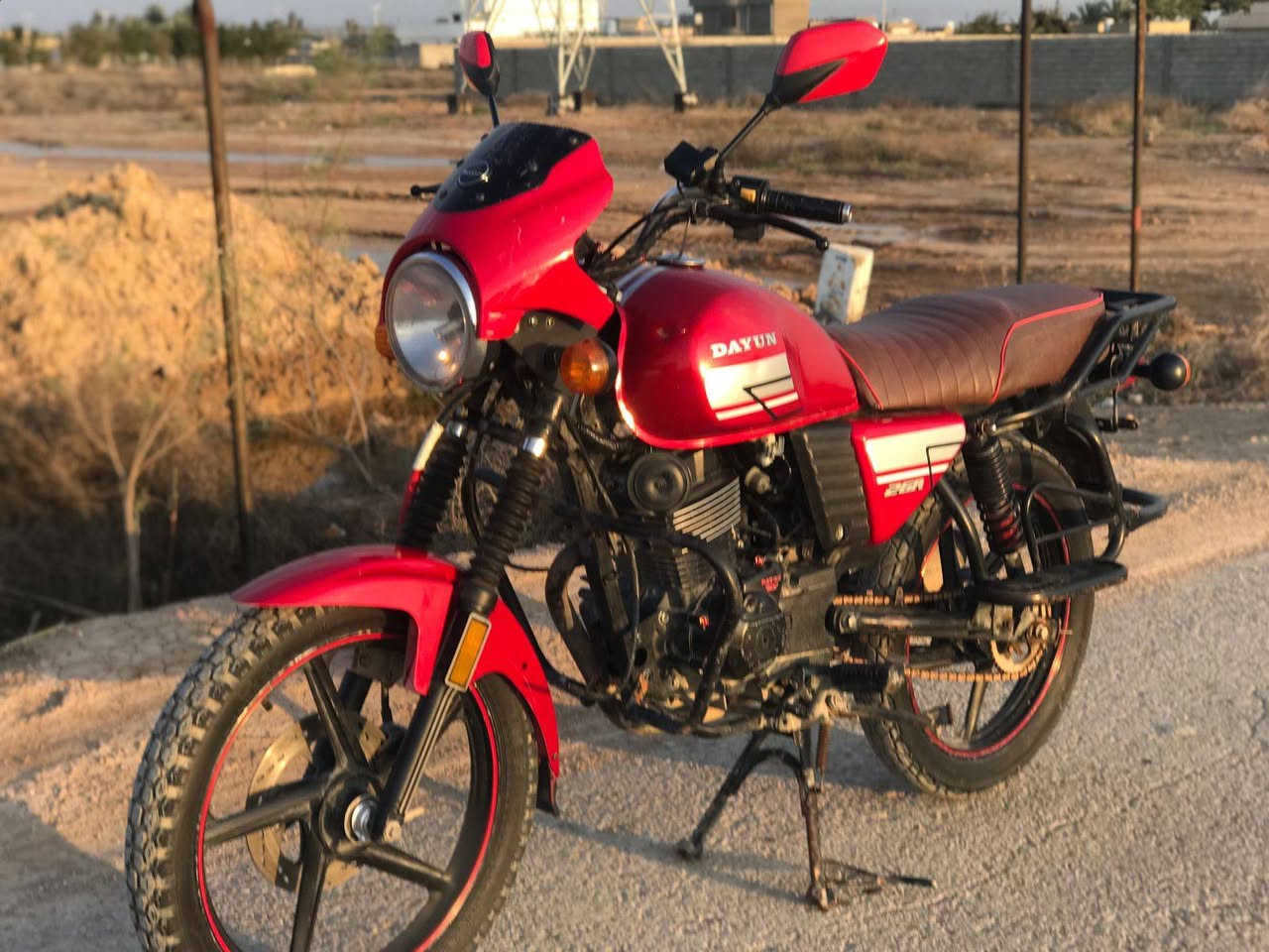 سلام عليكم دراجه دايوان موديل 2023دراجه مكفوله كرابائيات بدون اوراق وبيها خيط بخار خفيف عارضها عل 900وبيها مجال رقمي ***********
