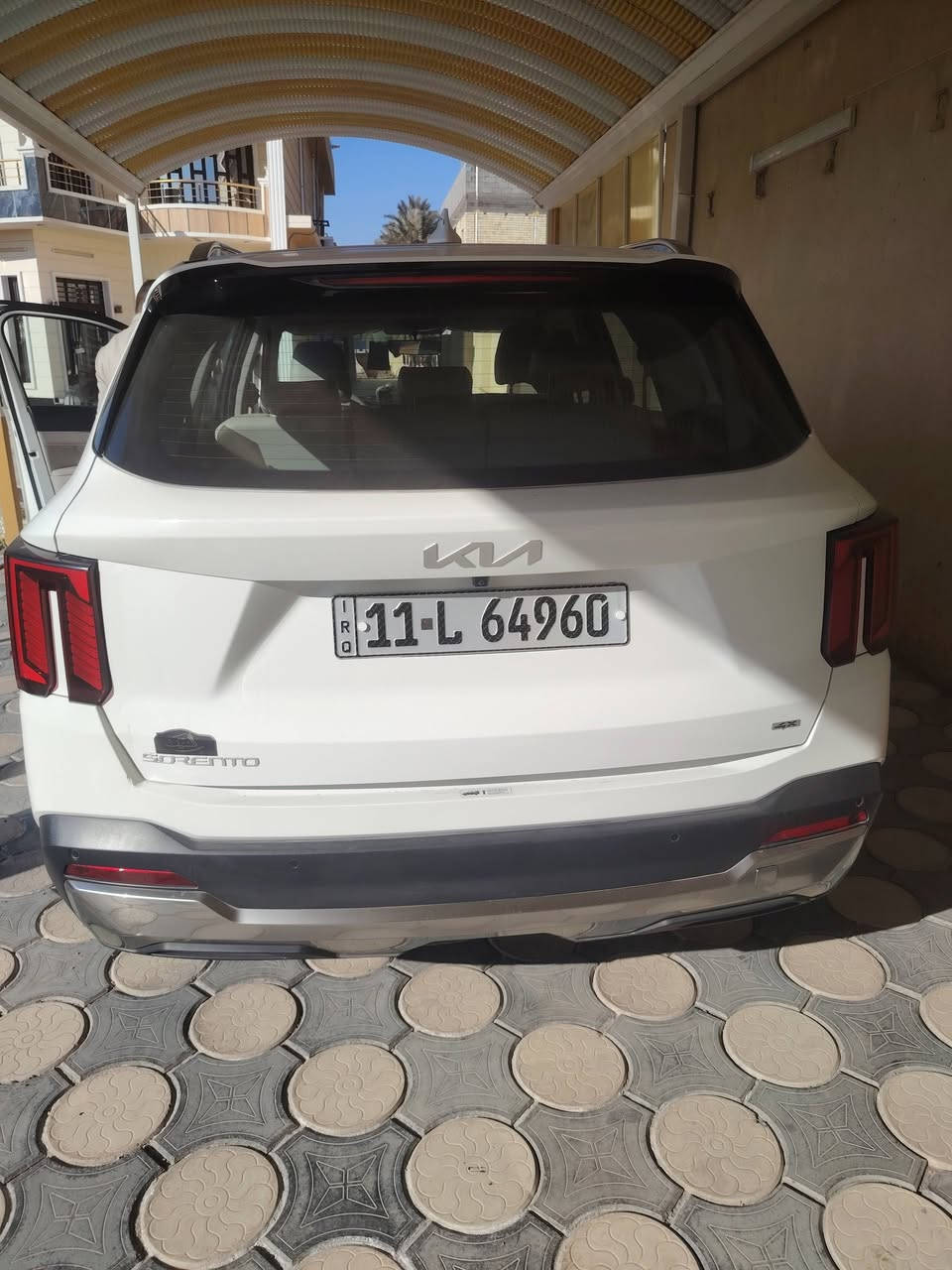 السلام عليكم سورنتو ٢٠٢٤ فول موصفات ١/١
كامرات ٣٦٠درجه

  4×4 دفع رباعي

كشنات كهربائيه تدفئه تبريد

كير ماوس

بنرامه

شاشه

رقمه بغداد
مكانه بغداد 
سياره مكفوله ماعده هذا الموضح بل سونار السعر 35000$ وبيه مجال حك الجيه 

رقم صاحب السياره  *********** /بي واتساب ***********
