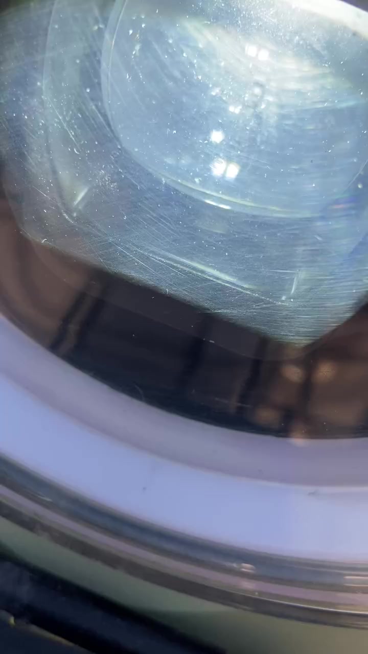 سلام عليكم دراجه اكس ٩٠٠للبيع الدراجه حلوه نضيفه الدراجه كلشي بيه شغال  ماناقصه اي شي 
 والنضافه كدام عينكم  سعره ٤٢٥ بيه مجال مكاني بغداد تقاطع درويش رقمي *********** وحياكم الله
