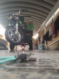 ستوتة للبيع موديل 21 أوراق كاملة مدفوع الكمرنك باسمي نضيفة مكانك بغداد...