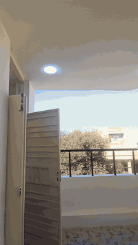 تتوفر شقق للايجار مساحة الشقة الواحد 150متر طابق ثاني  بناء حديث غير م...