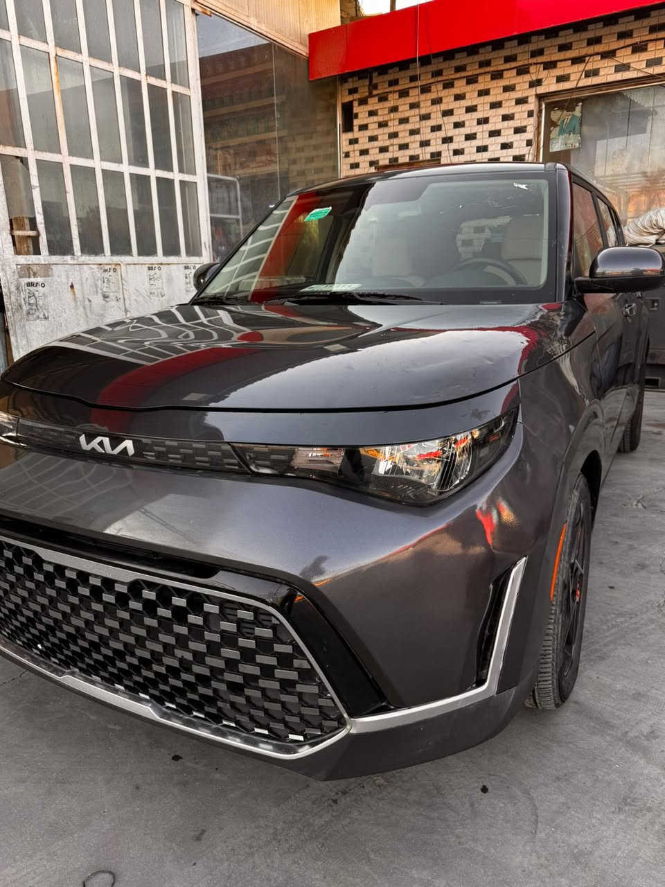 للبيع للبيع للبيع. 
صول موديل 24 EX 
ماشيه قليل 
حادثها كما موضح في الصور 
مرقمه ميسان 
 السعر :-165 ورقه 

شركة مــان هـايــم
لمزاد السيارات الوارد الأمريكي والكندي 
الكائن في ميسان قطاع 30 شارع المدارس مقابيل مسبح هبي دريم بالقرب من حلويات سيد مصطفى 
بأدارة :-
١- استاذ كرار العبادي
٢- استاذ حسين الطرفي 
***********
***********
