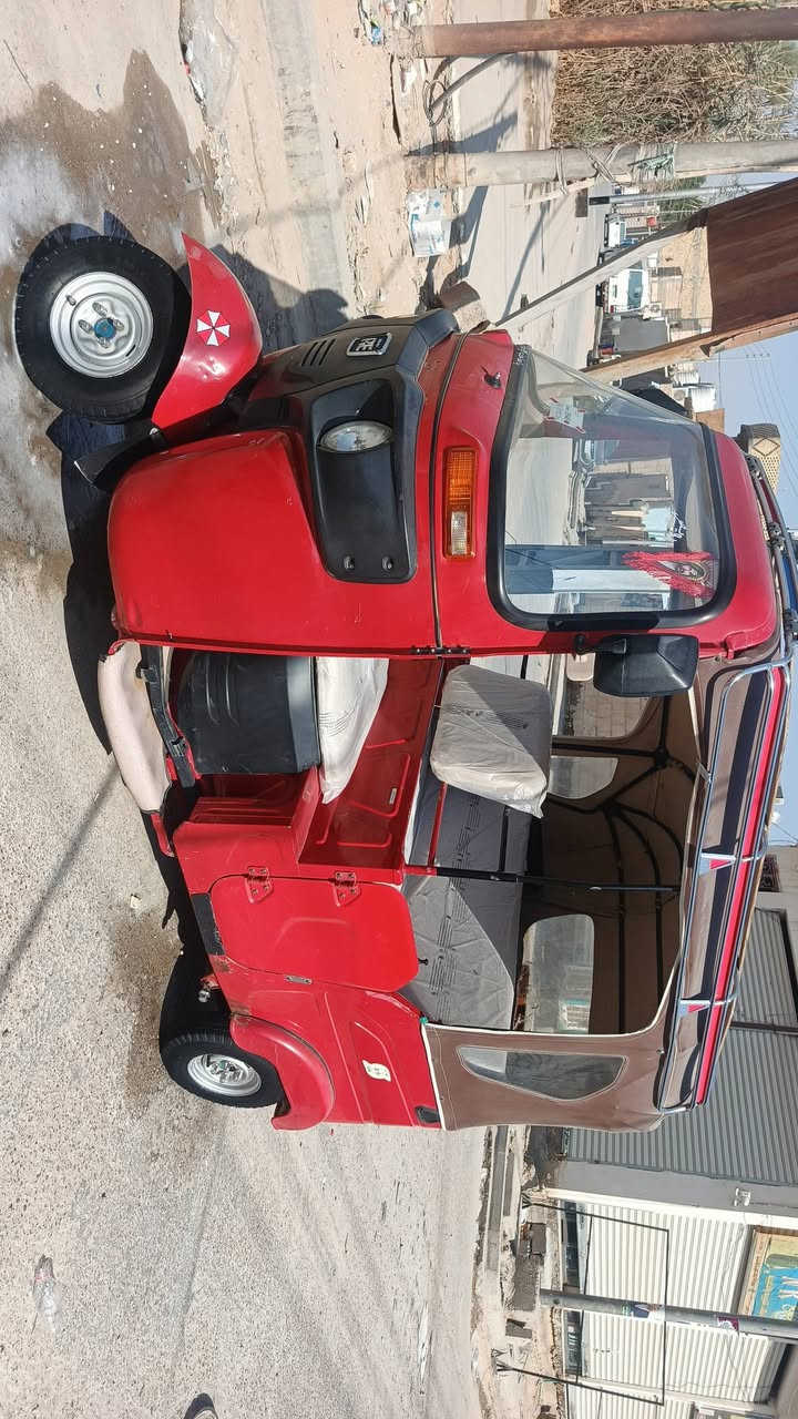 سلام عليكم شباب تكتك 22 البيع شهر 8 بسمي مداور ثاني يوم دراجه منقصها اي شي وكلشي واضح عدك بل مقطع شري بي خير ويدلل *********** خاص مغلق
