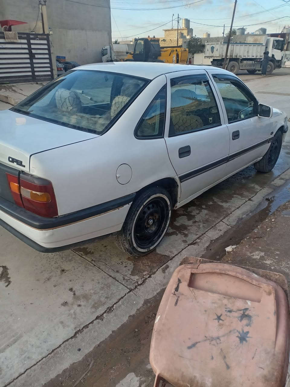 اوبل فكتره حجم ٢٠للبيع شرط النضافه محرك بي بخار ولسنويه صاقطه سعر ٤٢وبي مجال رقم  ***********
