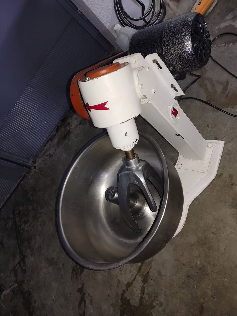 سلام و علیکم ئەم عەجانە بۆ فڕۆشتن زۆر پاکە 25 کیلۆییە  سعری 190 هەزارە  شوێن کەلار


**إذا كنت صاحب هذا الإعلان وتريد حذفه لأي سبب، رجاءا أرسل رسالة إلى الدعم الفني**