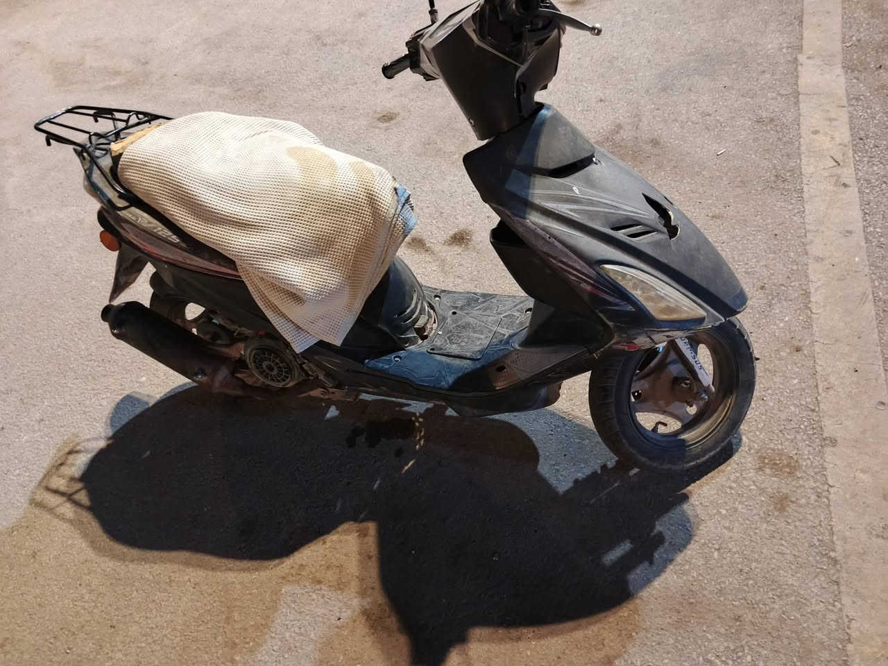 دراجه سعره150
***********

 كامله النقص ما بيها
