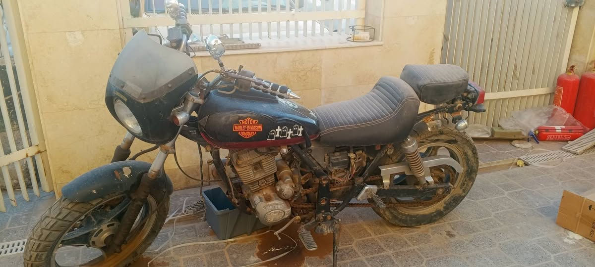 محرك شغال يرادلها ترتيب للعلم بيها تزويد مري ويدات اصليه ودوشمه أكفلك محرك وبس تجي تحمل وتروح سعرها 250 بغداد حي الجامعه ***********
