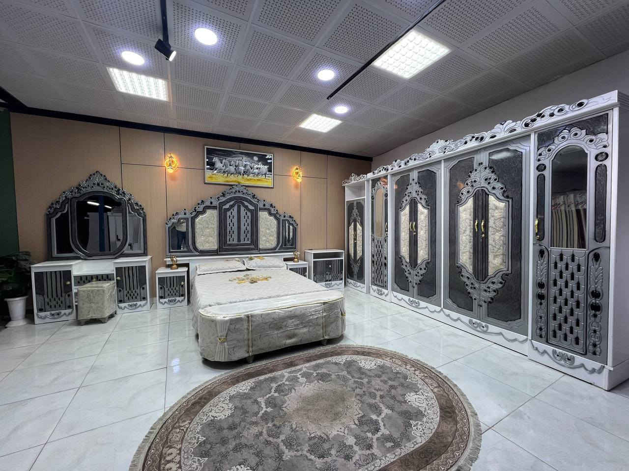 حصرياً الموديل الجديد   

غرفه نجاره قتصاديه 🛌

متكونه من 9 قطع مميزه 

الكنتور ارتفاع 240 طول 320 

مع الزاويه مجموع الطول 4 امتار 

السمك الخارجي للغرفه 5 ملم انديف

والسمك الداخلي 3 ملم معاكس ابيض

سعر الشازلون الخزان 75 الف 

سعر الشازلون المقعد 50 الف 

متوفر توصيل وشد داخل بغداد 😊

متوفر توصيل وشد لكافة محافضات العراق 🇮🇶


**إذا كنت صاحب هذا الإعلان وتريد حذفه لأي سبب، رجاءا أرسل رسالة إلى الدعم الفني**