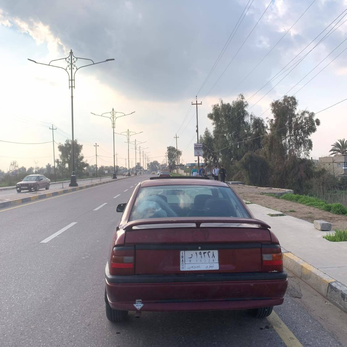 أوبل فكتره للبيع
موديل :92 محدث 93
رقم الماني 
حجم : 16
محرك كير شرط 
سعر: 40 
رقم السياره بسمي 
رقم الهاتف :***********
