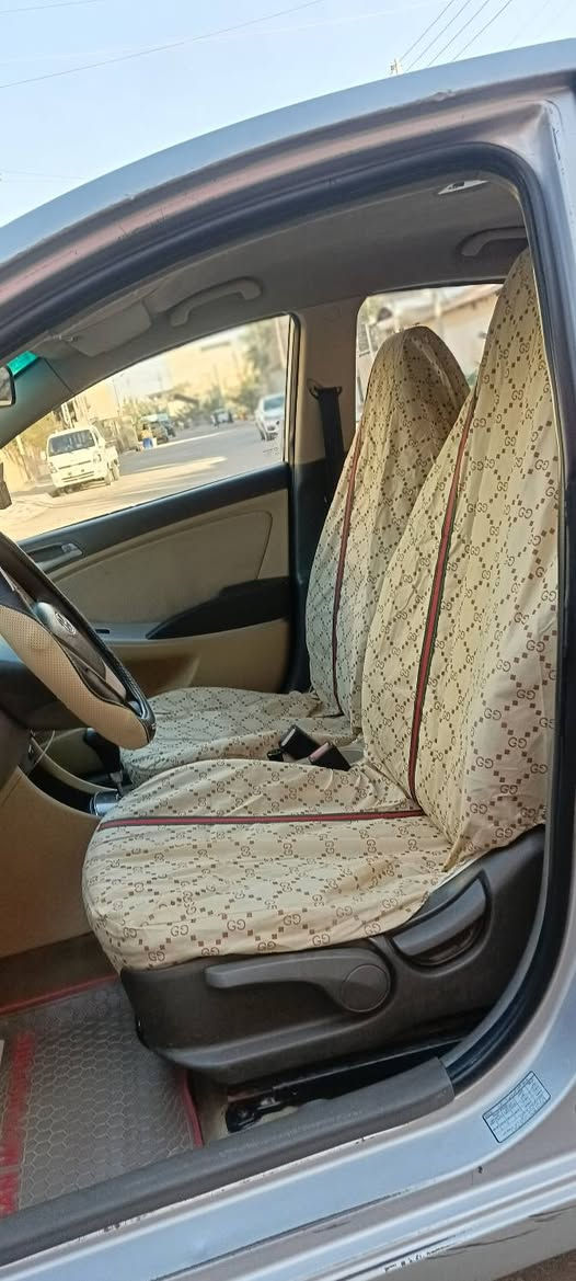 اللهم صل ع محمد وال محمد 
السلام عليكم  اكسنت خليجي 2013 رقم انگليزي جديد سنويه ل2031 محرك 1600 مكفوله من التبديل بيها صبغ بالجاملغ الخلفي الوره السايق وشويه من الباب والباقي كله مكفول السعر 85وبيها مجال بسيط حگ الجيه مكان السياره البصره
الاستفسار ***********
