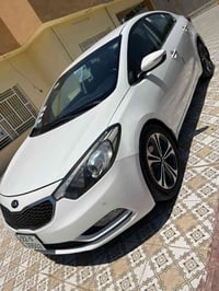 للبيع . سيراتو 2014 خليجي   للاستفسار / 07822392232