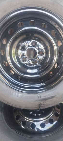 السلام عليكم شباب تخم ويل كورلا وتخم تاير نضيف حجم 15/65/195 للبيع  اومراوس مكاني بغدادهاتف ***********وبيه واتساب شباب الشراي يراسلني لان مامتواجد ع التعليقات
