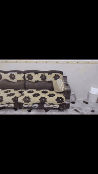 سلام عليكم طخم للبيع خشب عراقي نضيف كلش بسعر 300بي مجال مكاني موصل ايسر ***********
