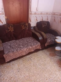 طقم ٥ قطع • كنبتين كبار • ٢ صغار