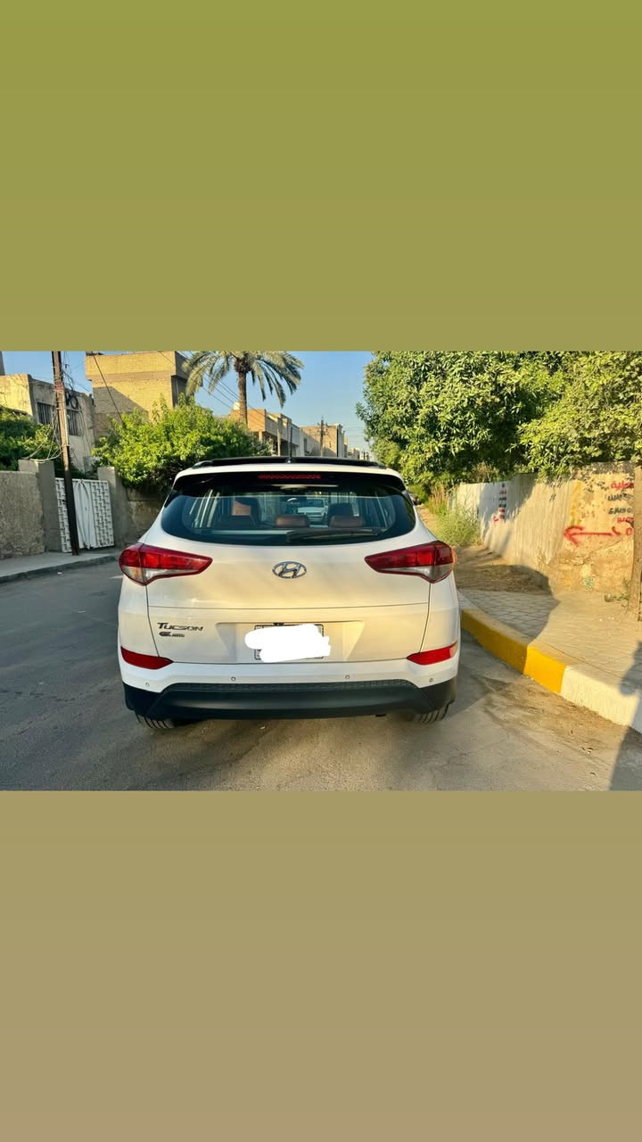 توسان خليجي موديل 2018 مكفولة من الضربة والصبغ المواصفات بانوراما جلد حساس خلفي لايت زنون كاميرا تحكمات مري شفط خمسة ويل كب قطعتين تبريد السيارة جدا نضيفه وبأسمنه مكينه وكير صدر وتبريد مكفول المكان بغداد السعر 172 بيها مجال بسيط السونارموجود بالصور 
***********
